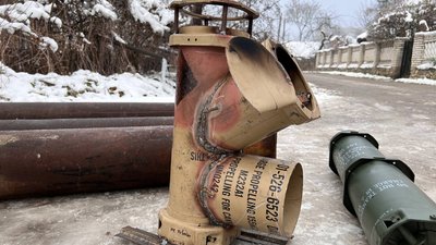 На Тернопільщині волонтери з тубусів від зброї роблять турбопічки На Тернопільщині волонтери з тубусів від зброї роблять турбопічки