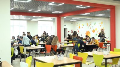 В Одеських школах тестують нове меню для учнів 1-4 класів В Одеських школах тестують нове меню для учнів 1-4 класів
