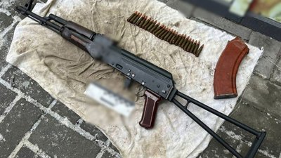 У Лубнах на Полтавщині 33-річного чоловіка підозрюють у стрілянині по житловим будинкам