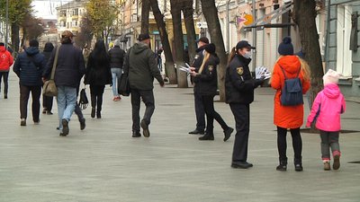 У Житомирі поліцейські провели акцію проти домашнього насильства