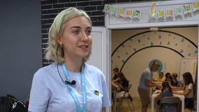 Координаторка фонду "Голоси дітей" говорить про мету майстер-класу
