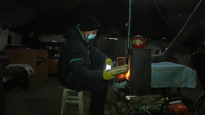 Волонтерський пункт обігріву працює з 8-ої до 22-ої одини Волонтерський пункт обігріву працює з 8-ої до 22-ої одини