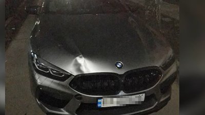 "Прокатав" на капоті двох людей: підозрюваного у ДТП в Чернівцях залишили під вартою