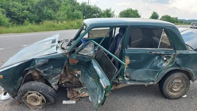 Фото з місця ДТП. "ВАЗ 2101". Фото з місця ДТП. "ВАЗ 2101".