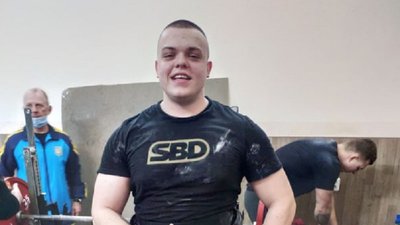 Чемпіоном України серед юніорів з пауерліфтінгу став Марк Долженко з Сумщини
