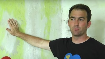 Американський волонтер Майкл Бем