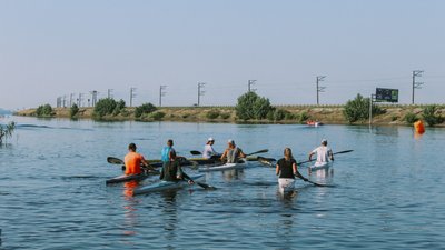Уздовж найдовшої дамби України — у Черкасах відбувся Міжнародний заплив через Дніпро Уздовж найдовшої дамби України — у Черкасах відбувся Міжнародний заплив через Дніпро