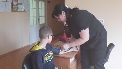 Лікувальний процес не зупинявся у підвалах. Миколаївська медсестра розповіла про роботу під обстрілами Лікувальний процес не зупинявся у підвалах. Миколаївська медсестра розповіла про роботу під обстрілами
