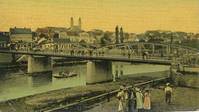 Пішохідний міст в Ужгороді Пішохідний міст в Ужгороді