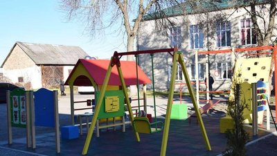 У громаді на Тернопільщині відкрили інклюзивний клас просто неба У громаді на Тернопільщині відкрили інклюзивний клас просто неба