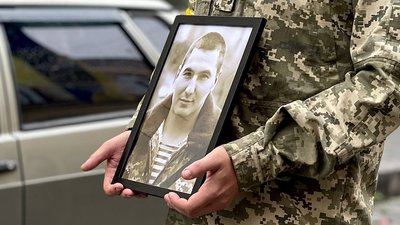 Від початку повномасштабної війни підтвердили смерть понад 140 військових з Буковини. Згадуємо їх Від початку повномасштабної війни підтвердили смерть понад 140 військових з Буковини. Згадуємо їх