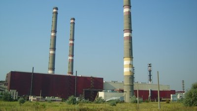 Незаселені багатоповерхівки та дорогий водогін: наслідки маштабної недобудови у Долинській Незаселені багатоповерхівки та дорогий водогін: наслідки маштабної недобудови у Долинській