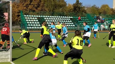 Чемпіонат України з хокею на траві серед дівчат 12-13 років стартував у Сумах Чемпіонат України з хокею на траві серед дівчат 12-13 років стартував у Сумах