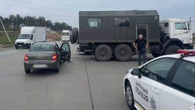 У напрямку Києва ускладнений рух – на міжнародній трасі поблизу Житомира сталася ДТП з постраждалими