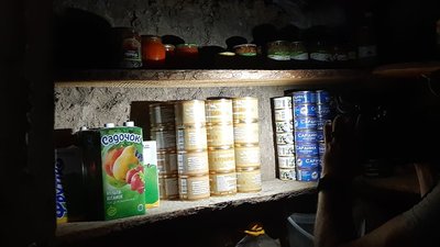 Продукти військові отримують раз на тиждень. У меню сезонні смаколики та свіже м’ясо. Продукти військові отримують раз на тиждень. У меню сезонні смаколики та свіже м’ясо.