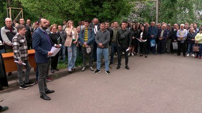 Працівників Рівненського заводу високовольтної апаратури не допускають до роботи Працівників Рівненського заводу високовольтної апаратури не допускають до роботи