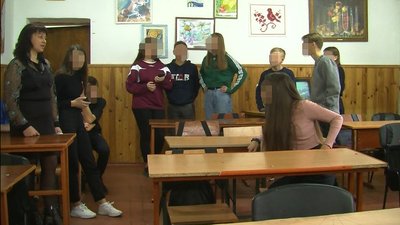 Учнів волинської школи, які надихалися перцевого газу, виписали з лікарні. Що кажуть у школі Учнів волинської школи, які надихалися перцевого газу, виписали з лікарні. Що кажуть у школі
