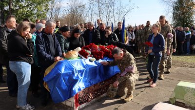 На Донеччині загинув захисник із Черкащини Віктор Соломка На Донеччині загинув захисник із Черкащини Віктор Соломка