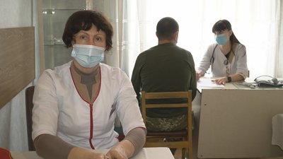 На Вінничині розпочали вакцинацію військовослужбовців На Вінничині розпочали вакцинацію військовослужбовців
