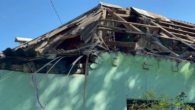 Нічний обстріл. Під час нальоту дві російські ракети впали у житловому кварталі Миколаєва