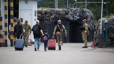 Камери стеження та загородження: як укріплюють кордон із Білоруссю на Волині Камери стеження та загородження: як укріплюють кордон із Білоруссю на Волині