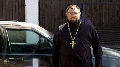 "Не можна розслаблятися": у монастирі на Волині четвертий рік проводять благодійні ярмарки на підтримку ЗСУ — помічник військового капелана, отець Пімен "Не можна розслаблятися": у монастирі на Волині четвертий рік проводять благодійні ярмарки на підтримку ЗСУ — помічник військового капелана, отець Пімен