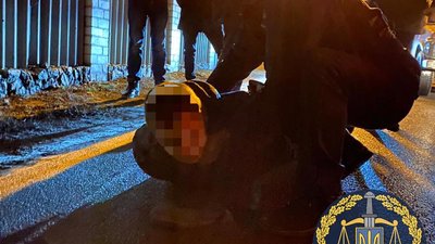 Двох поліцейських на Харківщині затримали на хабарі — прокуратура
