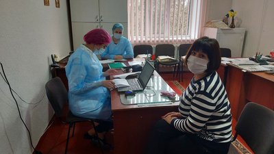 В інтернаті на Одещині розпочали щеплення від COVID-19 вакциною Pfizer В інтернаті на Одещині розпочали щеплення від COVID-19 вакциною Pfizer