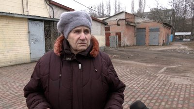 Мріє знову повноцінно ходити: історія чернігівки Ольги Бубри, яка рік тому потрапила під обстріл у черзі по хліб Мріє знову повноцінно ходити: історія чернігівки Ольги Бубри, яка рік тому потрапила під обстріл у черзі по хліб