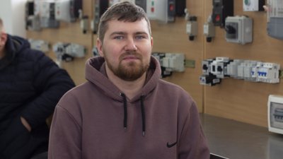 У Луцьку стартували безкоштовні двотижневі навчання на електрика У Луцьку стартували безкоштовні двотижневі навчання на електрика