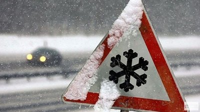 На Вінниччині на всіх місцевих дорогах обмежено рух для вантажівок і автобусів