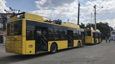 Нові тролейбуси в полтавському тролейбусному депо Нові тролейбуси в полтавському тролейбусному депо