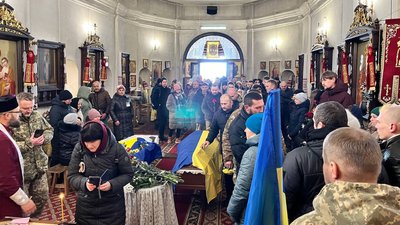 На Чернігівщині попрощалися з чотирма бійцями, які загинули на сході України