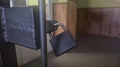 Взяття під варту
