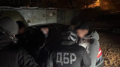 Звільнили посадових осіб ДПС, які відповідали за напрям діяльності затриманого на хабарі податківця Житомирщини