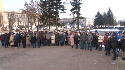 "Щоб підтримати українців в Пекіні": у Черкасах підняли олімпійський прапор "Щоб підтримати українців в Пекіні": у Черкасах підняли олімпійський прапор
