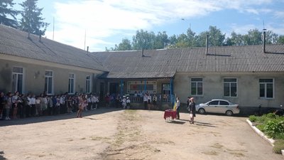 У селі на Кременеччині з гімназії зроблять початкову школу