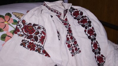 Сорочки, рушники та постільна білизна Сорочки, рушники та постільна білизна