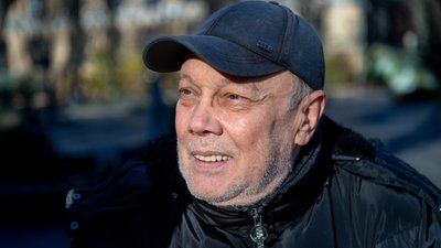 Володимир Комаров