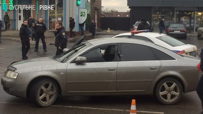 Йшов на таран та травмував копа: що відомо про погоню у Рівному Йшов на таран та травмував копа: що відомо про погоню у Рівному