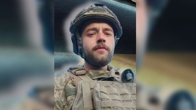 На Чернігівщині попрощалися з сімома військовими ЗСУ, які загинули в наслідок бойових дій На Чернігівщині попрощалися з сімома військовими ЗСУ, які загинули в наслідок бойових дій