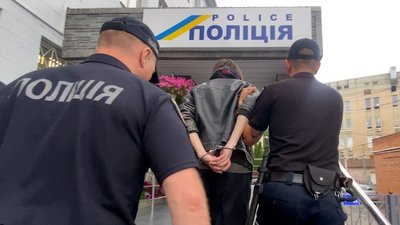 Затримання підозрюваного у створені та поширені порнографії