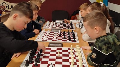 На Франківщині відбулися два шахові турніри пам'яті воїнів Олександра Гошилика та Михайла Чорнописького На Франківщині відбулися два шахові турніри пам'яті воїнів Олександра Гошилика та Михайла Чорнописького