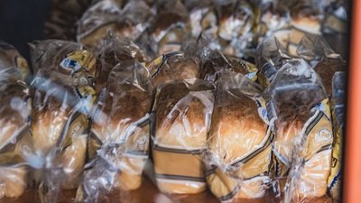 У Миколаєві та навколишніх громадах людям безкоштовно роздаватимуть хліб У Миколаєві та навколишніх громадах людям безкоштовно роздаватимуть хліб