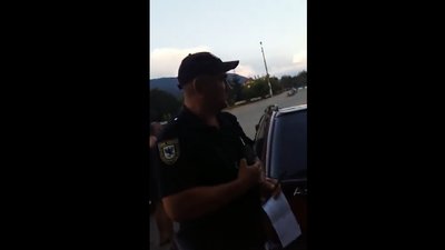 На Прикарпатті повістки у Верховинський суд вручають на дорогах