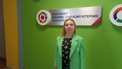 Викладач Житомирського Державного університету розробив генератор холодної плазми Викладач Житомирського Державного університету розробив генератор холодної плазми