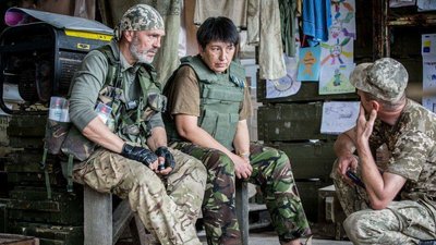 Лілія Кравченко (посередині) із іншими розмідниками Лілія Кравченко (посередині) із іншими розмідниками