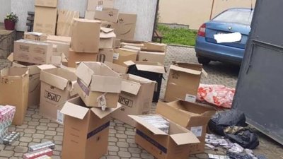 Під час обшуків на Волині вилучили пів тонни спирту та 40 тисяч пачок цигарок