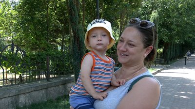У Франківську шестеро школярок за два дні вторгували 8 тис. грн для ЗСУ. Продають книжки, вазони і косметику У Франківську шестеро школярок за два дні вторгували 8 тис. грн для ЗСУ. Продають книжки, вазони і косметику