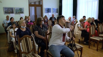 У Житомирі в Домі української культури презентували книгу "Лемківский медяник" У Житомирі в Домі української культури презентували книгу "Лемківский медяник"